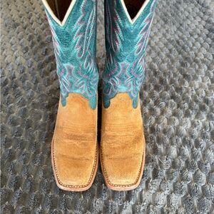 Ariat Futurity boots
